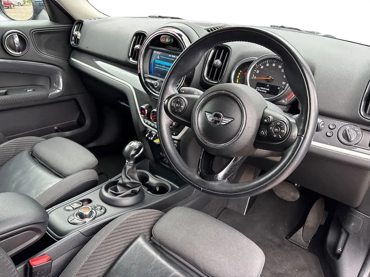 2018-mini-countryman-15-cooper-s-e-phev-ss-big-9