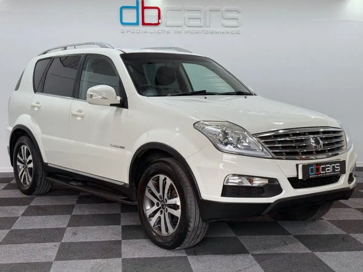 2014-kgm-ssangyong-rexton-w-20td-ex-t-tronic-big-0