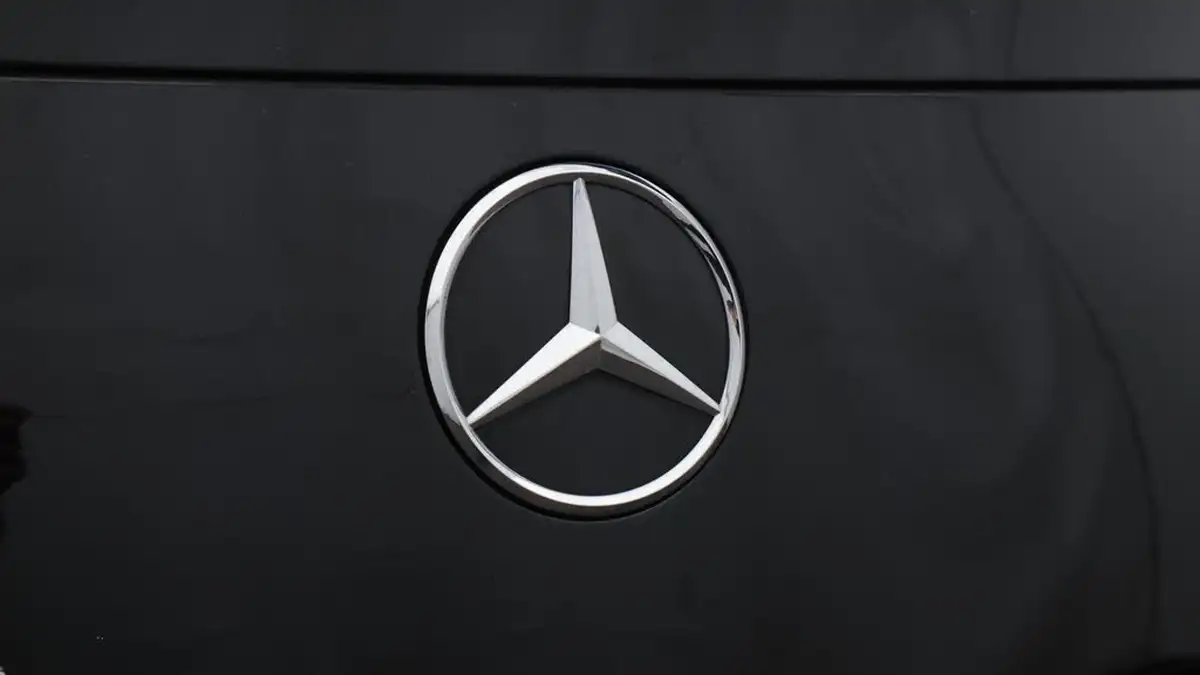 2019-mercedes-benz-c-class-20d-c300d-amg-line-244ps-premium-coupe-2d-big-21