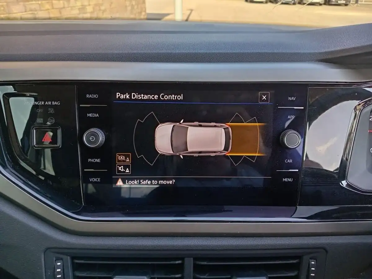2021-volkswagen-polo-10-match-big-11