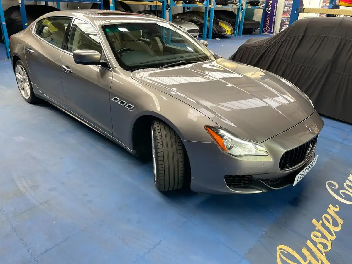 2016-maserati-quattroporte-30td-big-38