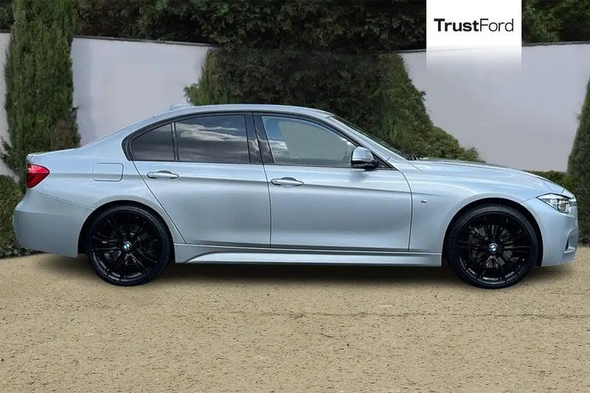 2018-bmw-3-series-30-340i-m-sport-saloon-4d-auto-big-2