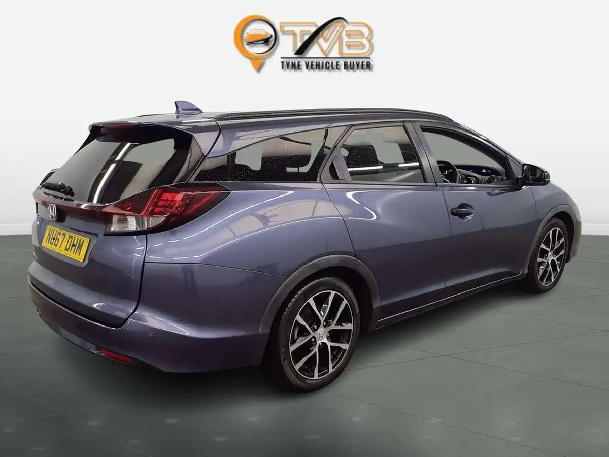 2017-honda-civic-16-i-dtec-sport-navi-big-1