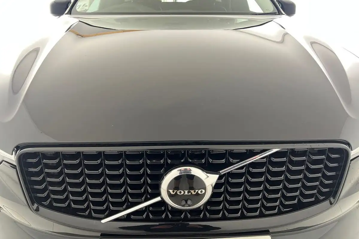 2023-volvo-xc60-20td-b4-plus-big-22