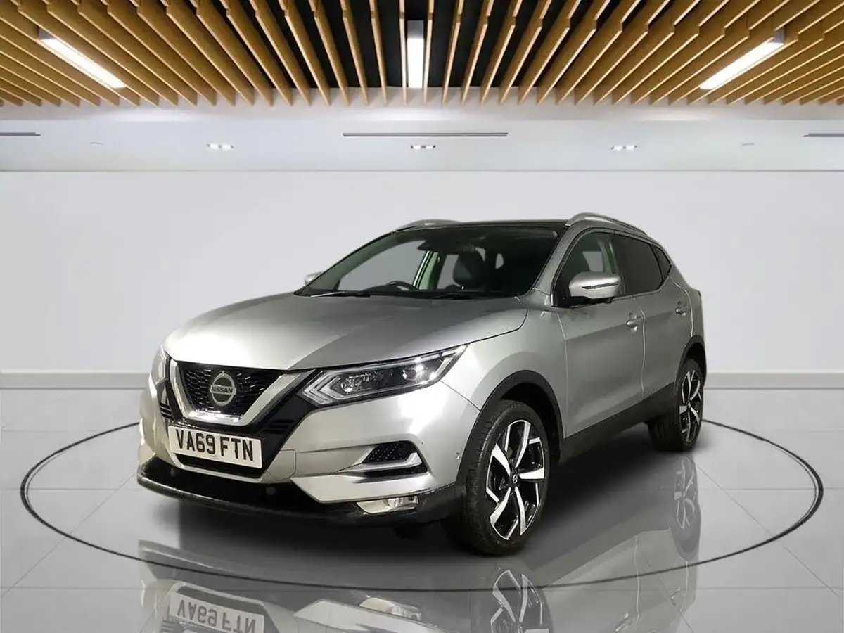 2020-nissan-qashqai-13-dig-t-tekna-160ps-big-4
