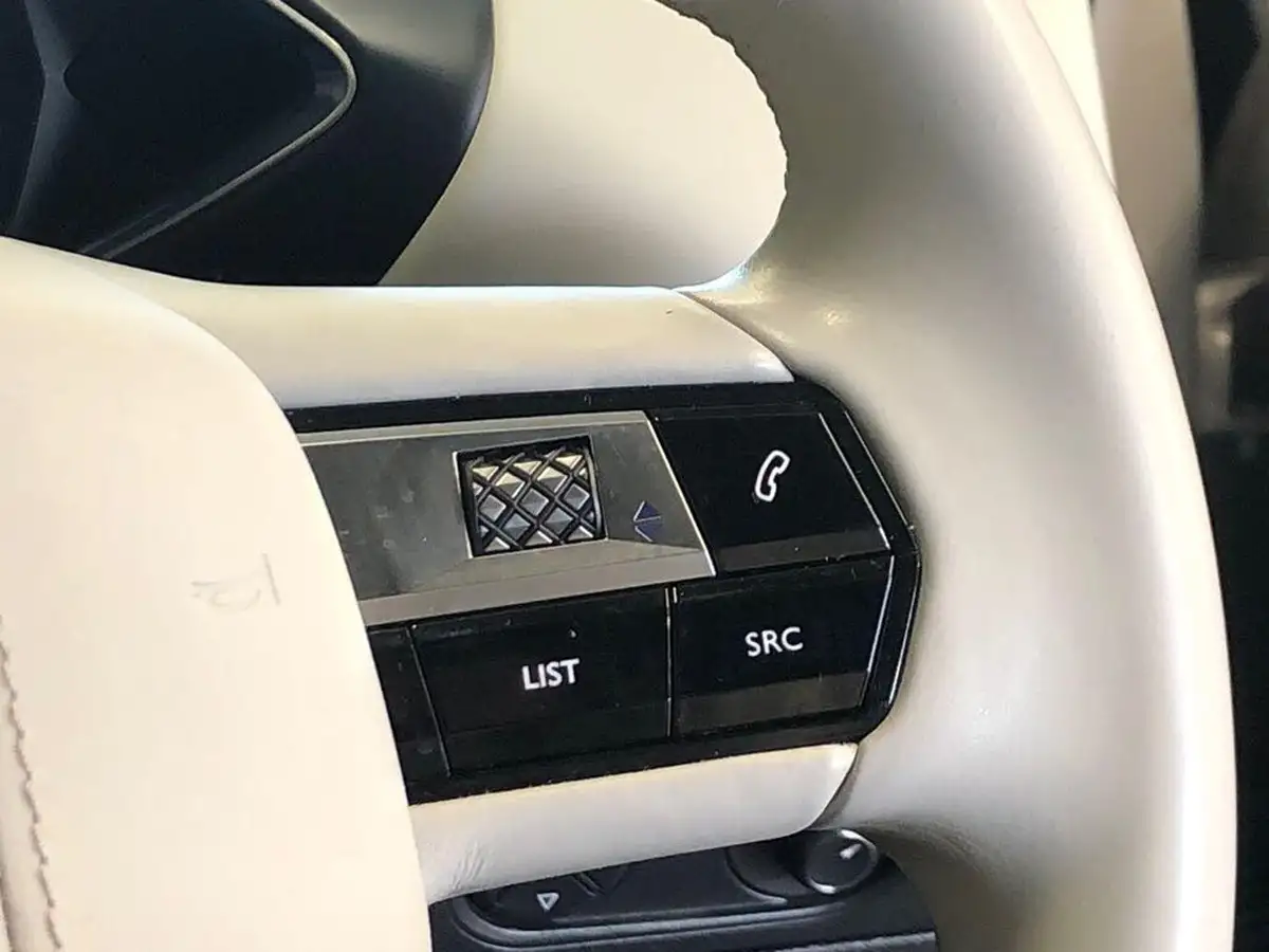 2020-ds-ds-3-crossback-e-tense-la-premiere-big-16