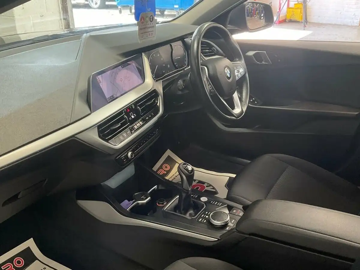 2020-bmw-1-series-15-118i-se-134bhp-big-28