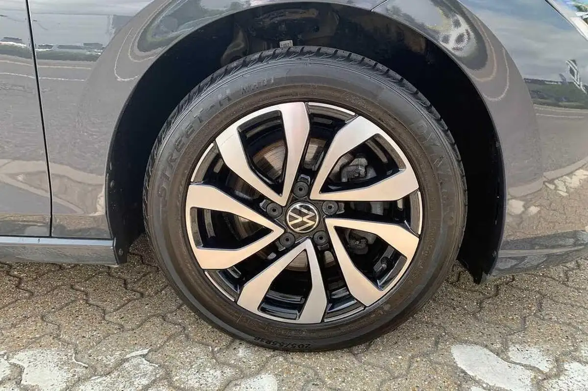 2022-volkswagen-golf-15-tsi-active-150ps-big-4