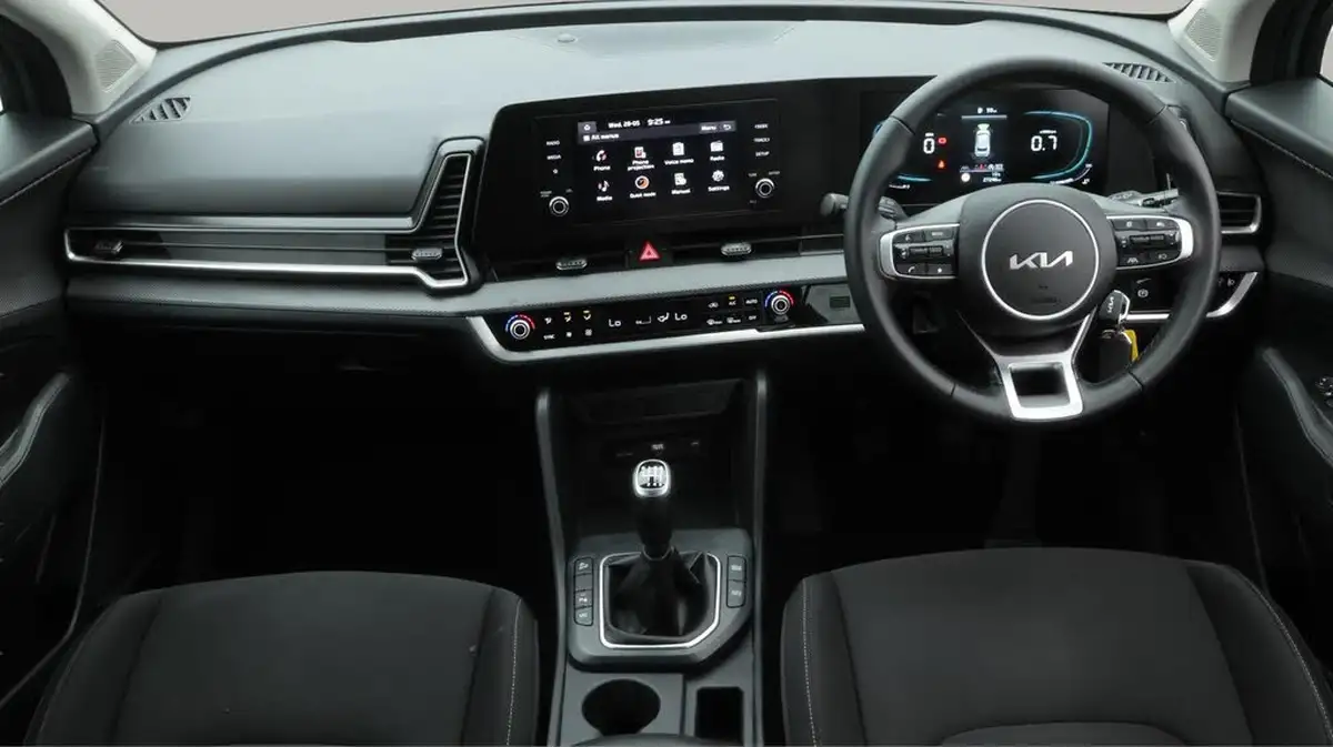 2023-kia-sportage-16-t-gdi-2-148bhp-big-13
