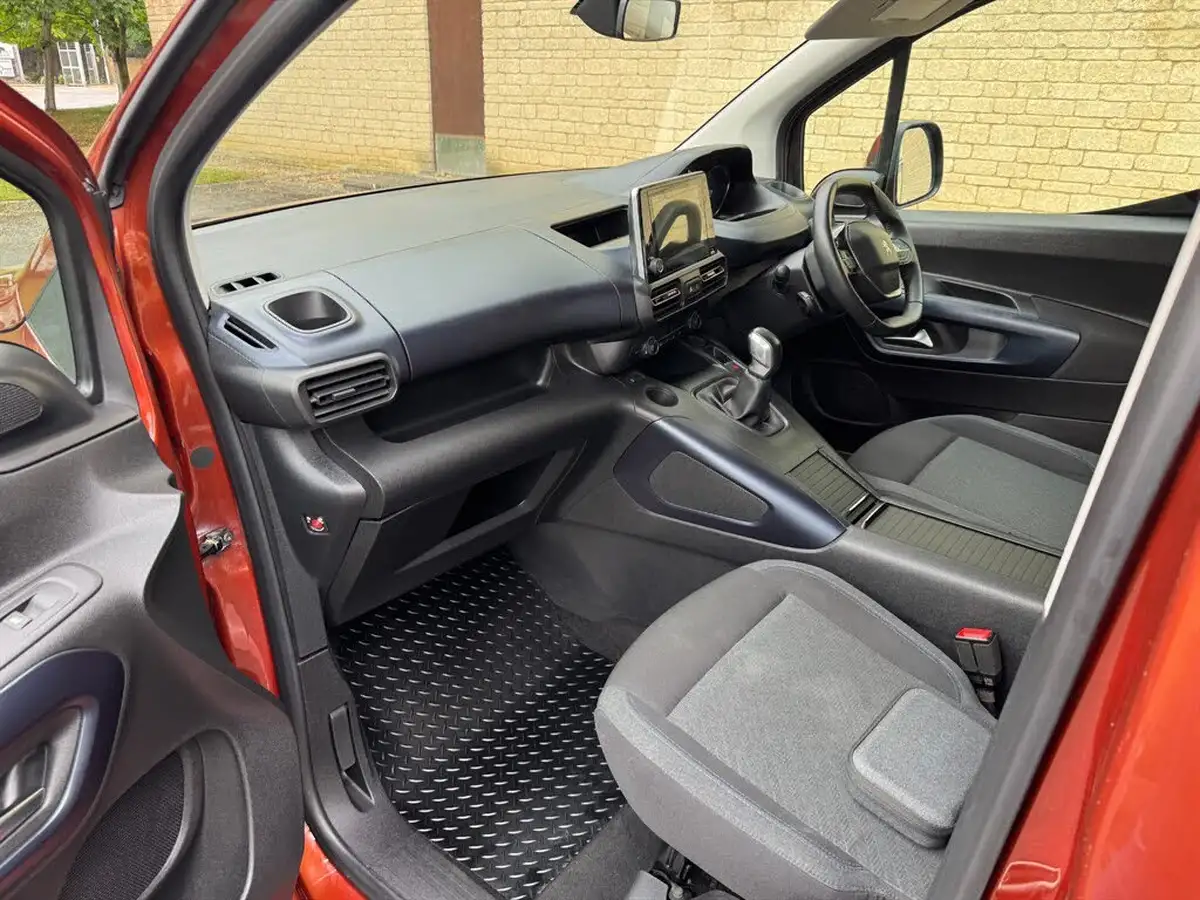 2019-peugeot-rifter-15-bluehdi-allure-100bhp-standard-big-13