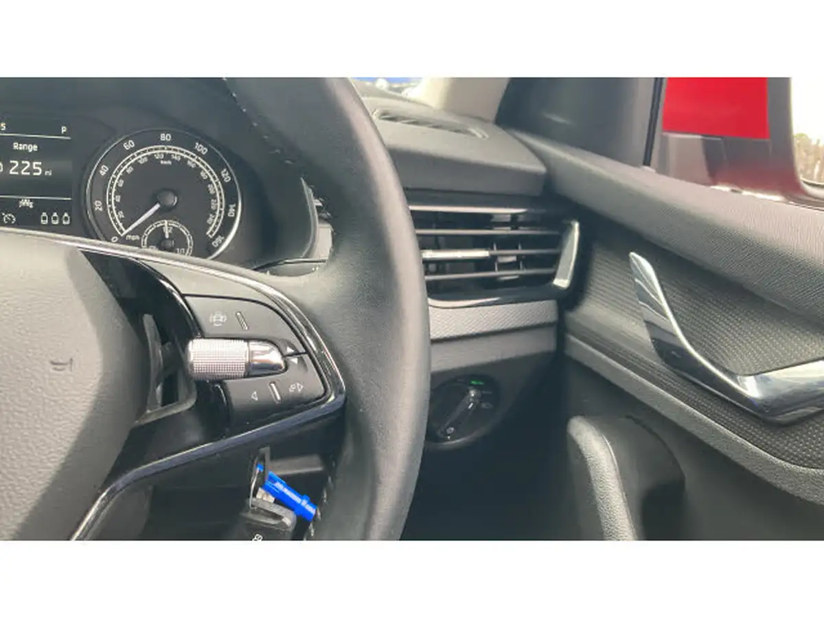 2022-skoda-scala-10-tsi-se-110ps-dsg-big-17