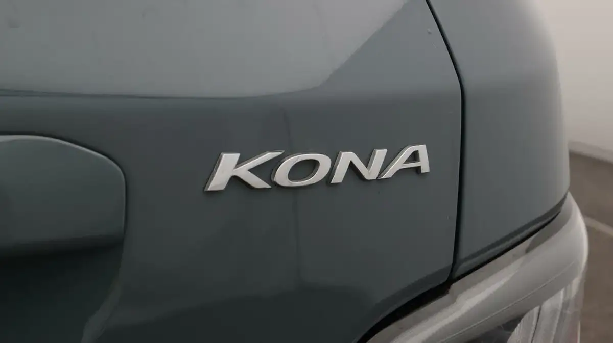 2022-hyundai-kona-e-premium-204ps-64kwh-7kw-obc-big-22