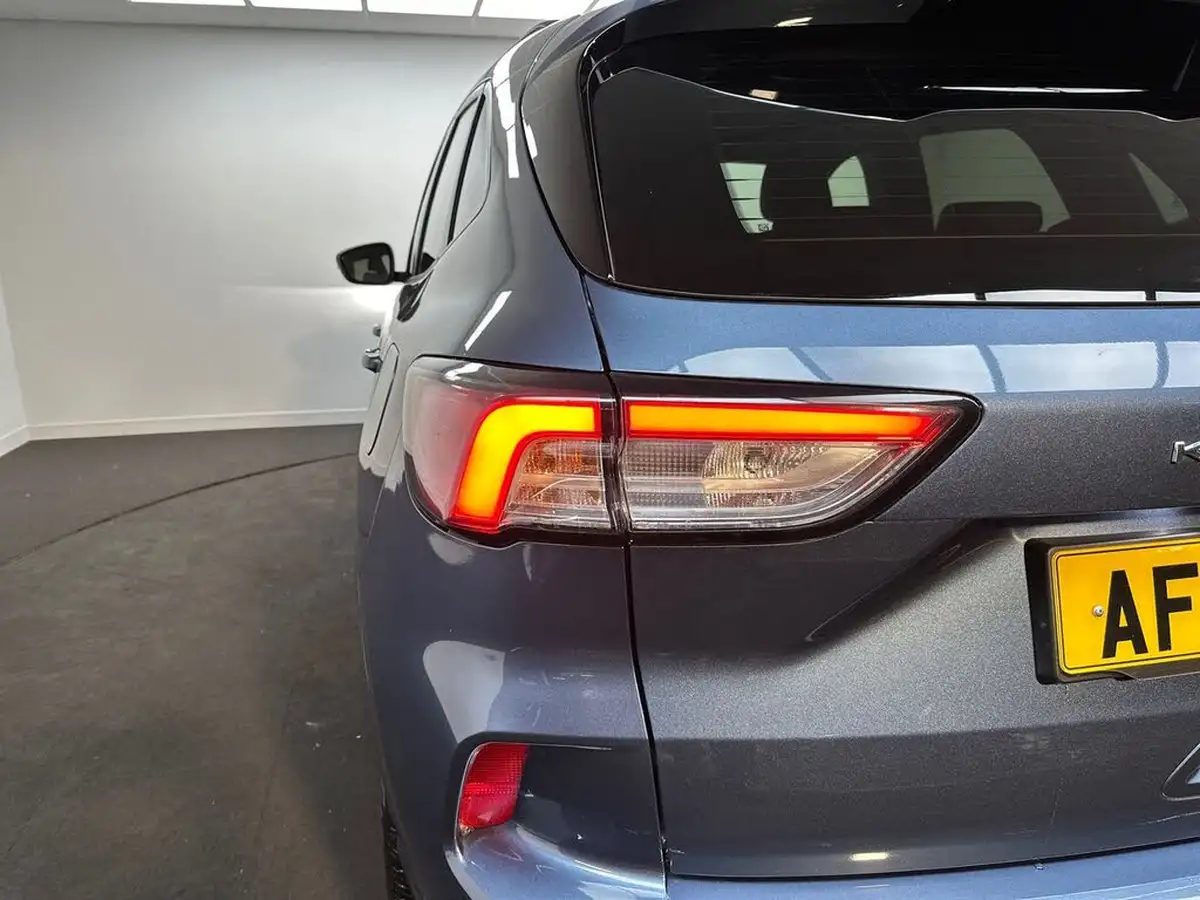 2022-ford-kuga-big-26