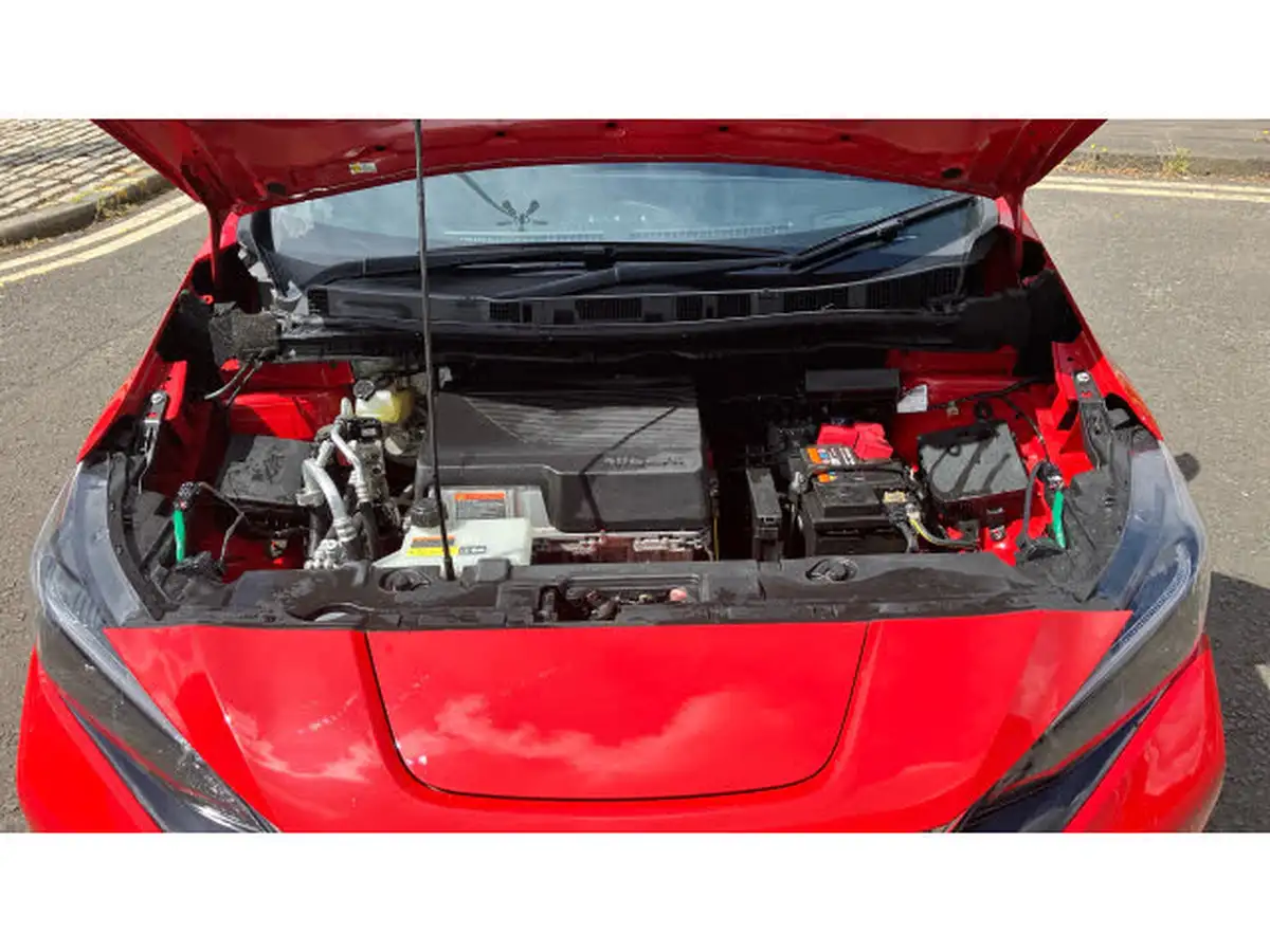 2021-nissan-leaf-e-n-connecta-big-7