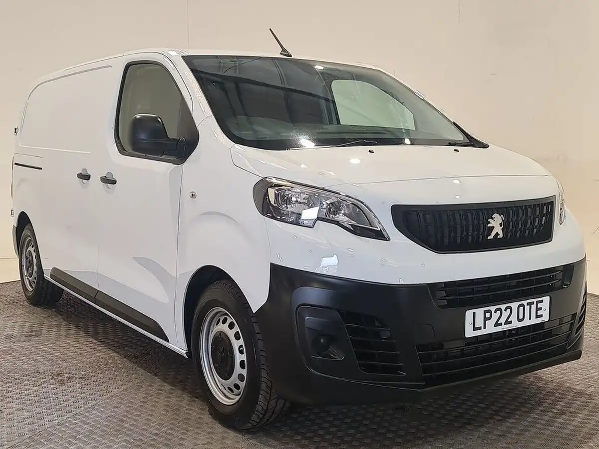 2022-peugeot-expert-15-bluehdi-professional-premium-compact-1000-big-1