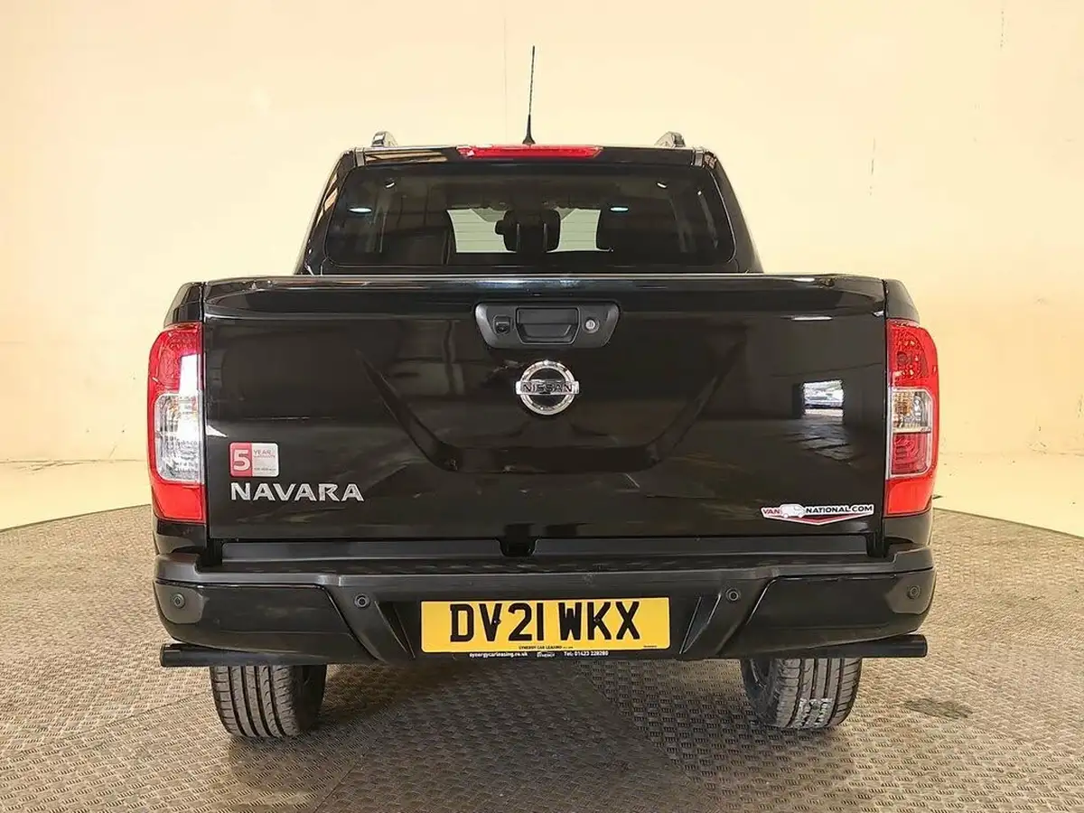 2021-nissan-navara-23dci-tt-n-guard-8-navileathersunroof-auto-big-28