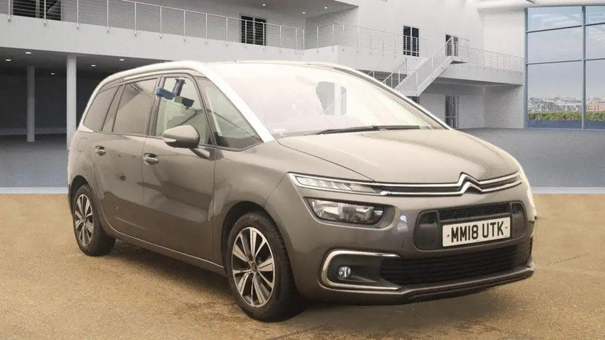 2018-citroen-grand-c4-picasso-16bluehdi-feel-big-4