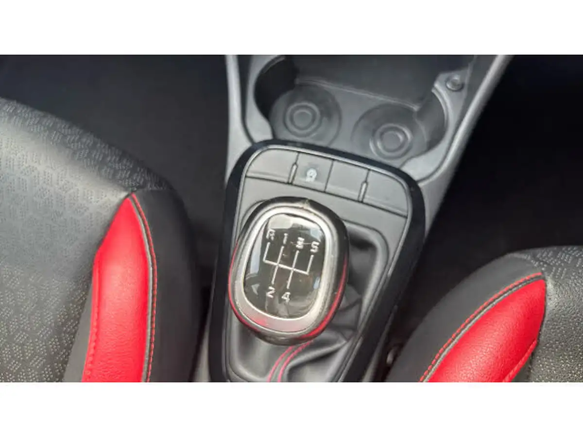 2022-kia-picanto-10-t-gdi-gt-line-big-31