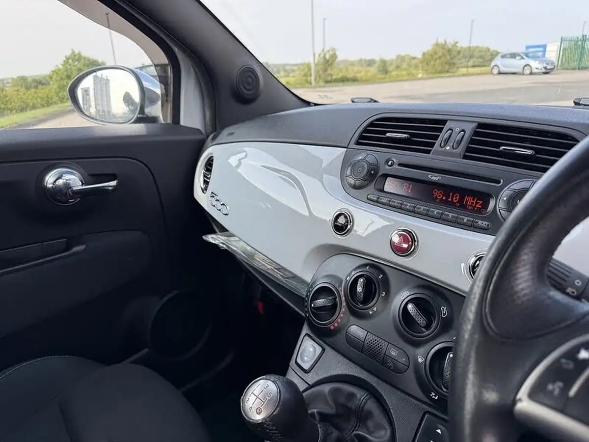 2015-abarth-500-14-big-26