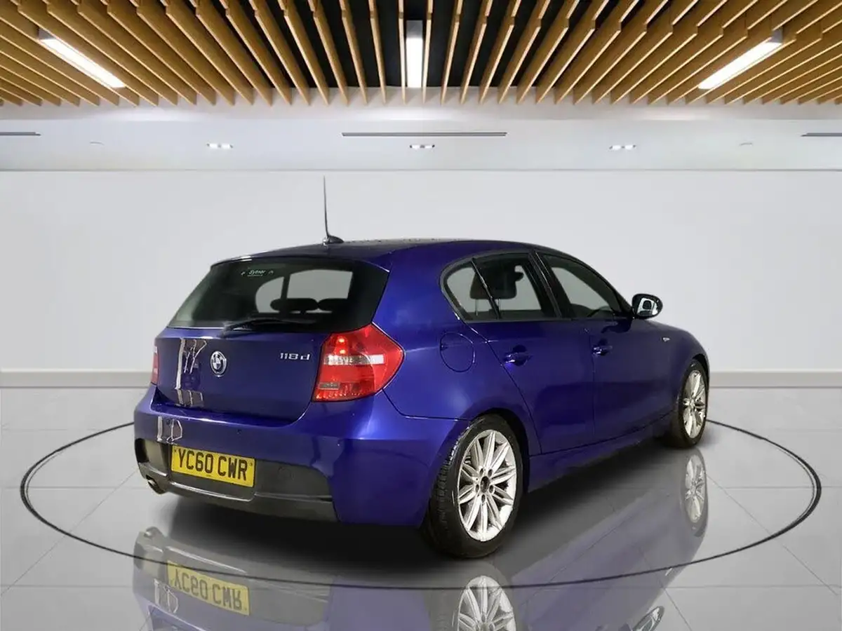 2010-bmw-1-series-20td-118d-m-sport-hatchback-5d-auto-big-7