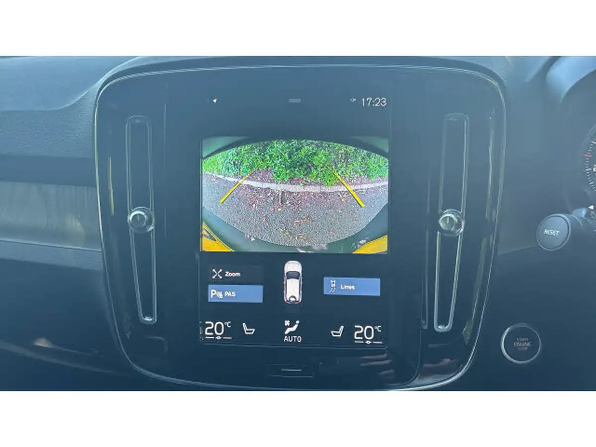 2020-volvo-xc40-20-b4-inscription-pro-big-31