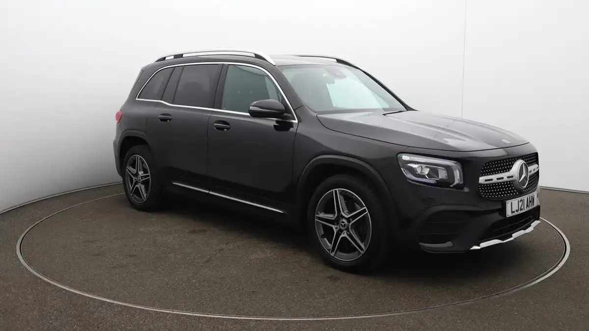 2021-mercedes-benz-glb-class-13-glb200-amg-line-8g-tronic-big-35