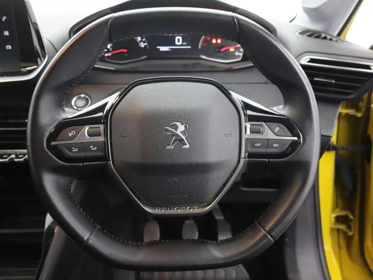 2020-peugeot-208-12-puretech-active-100bhp-big-15