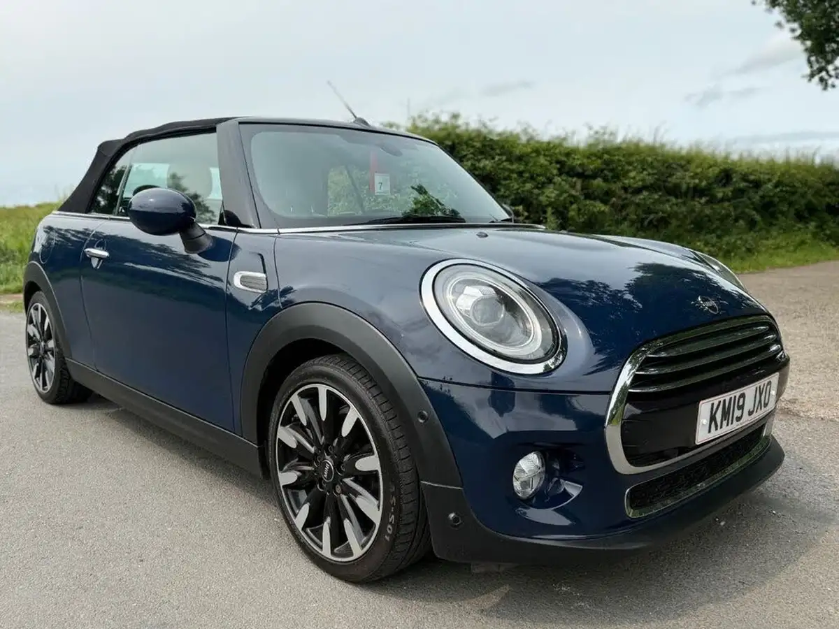 2019-mini-cooper-15-cooper-exclusive-134bhp-ss-convertible-2d-auto-big-44