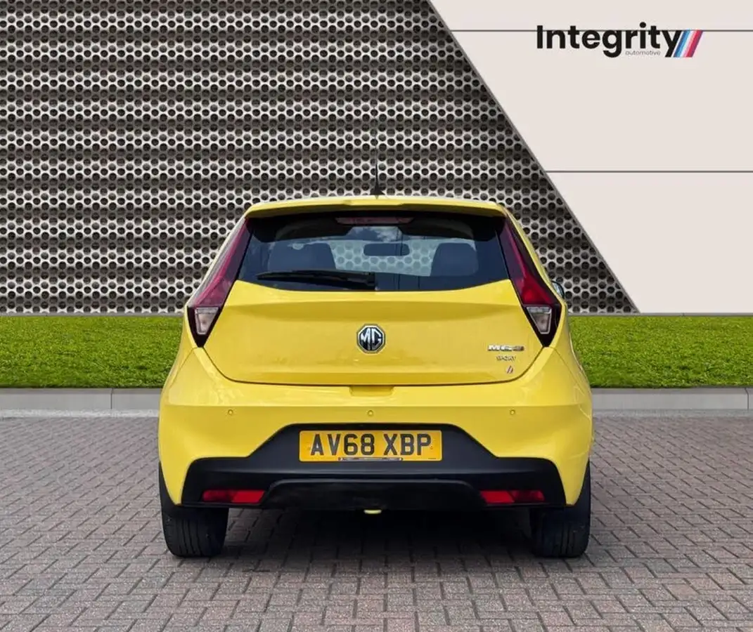 2018-mg-mg3-15-vti-tech-exclusive-big-3