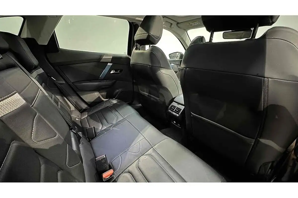 2022-citroen-c4-e-shine-plus-big-26
