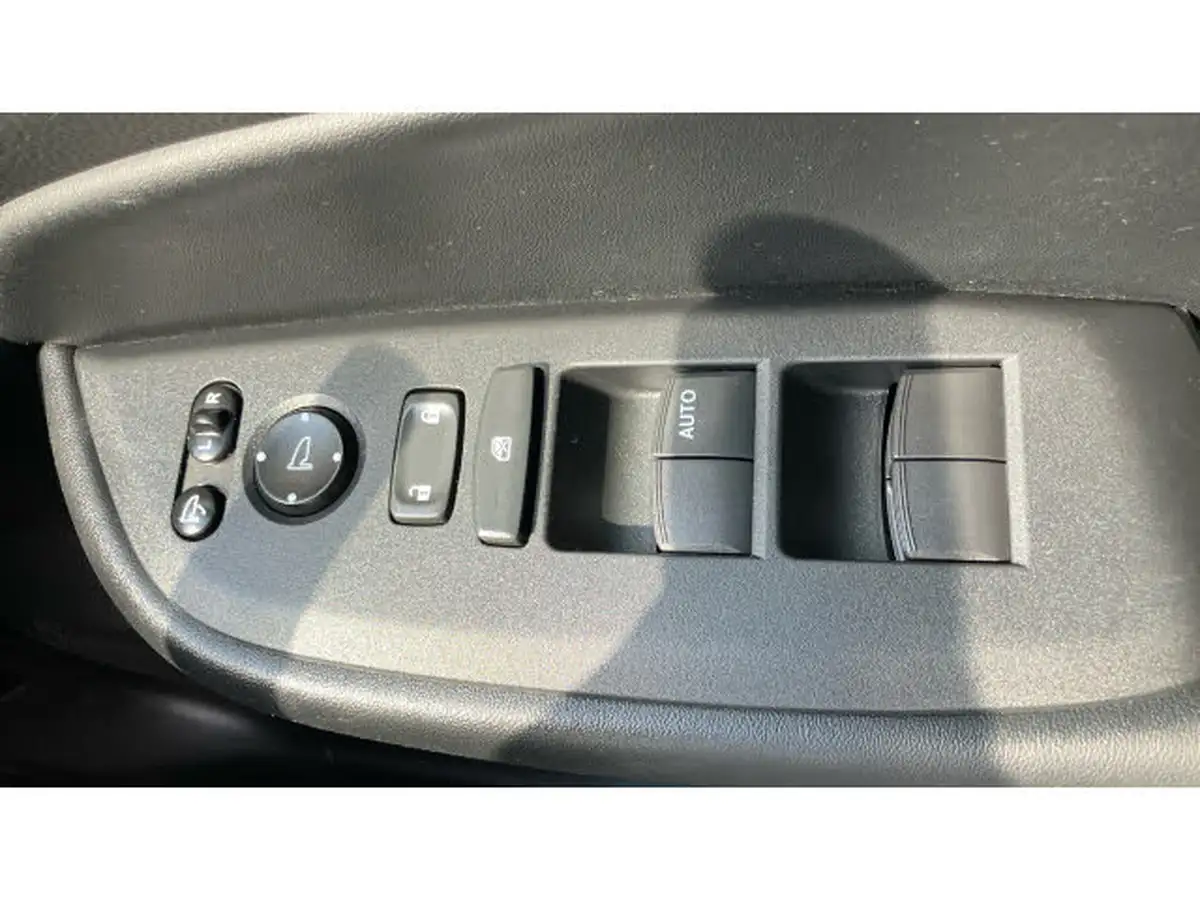 2023-honda-jazz-15-i-mmd-sr-big-15
