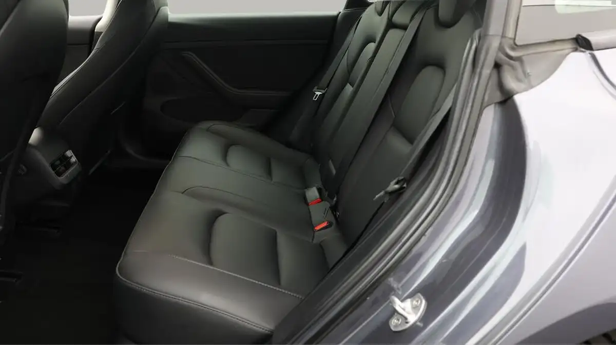 2021-tesla-model-3-e-long-range-awd-big-16