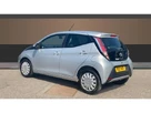 2017-toyota-aygo-10-vvt-i-x-play-71bhp-5d-small-1