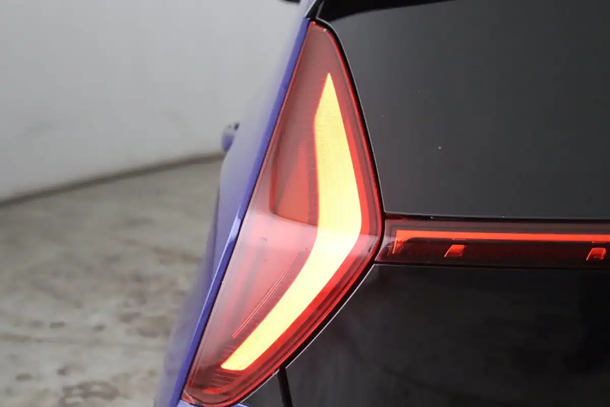 2023-hyundai-bayon-10-t-gdi-premium-100ps-dct-big-9