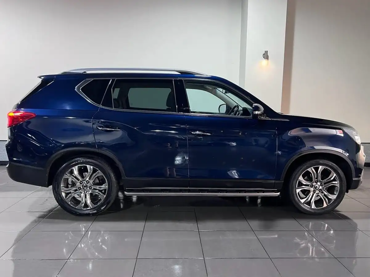 2018-kgm-ssangyong-rexton-22td-ultimate-big-2