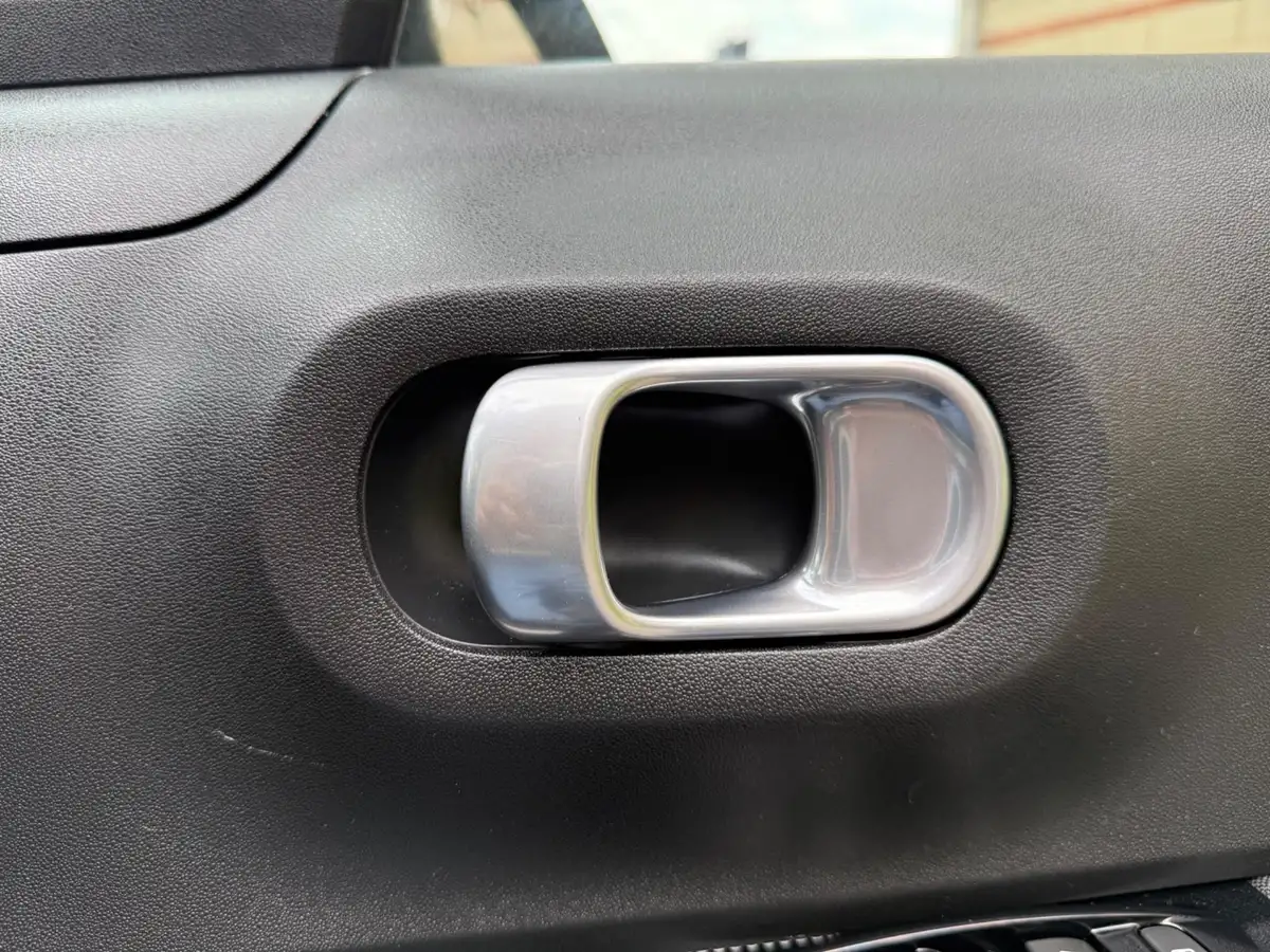 2017-citroen-c3-12-puretech-flair-82ps-big-33