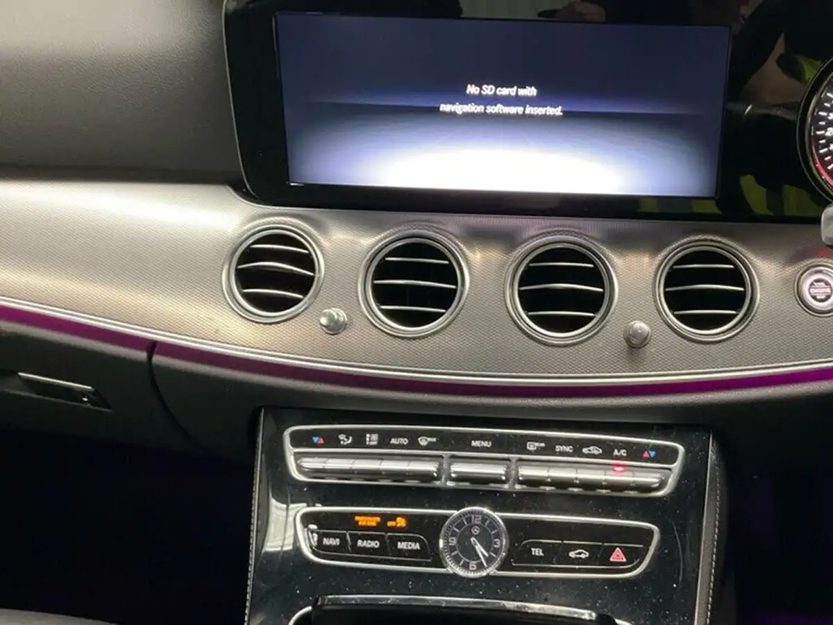 2018-mercedes-benz-e-class-20d-e220d-se-ss-saloon-4d-big-6