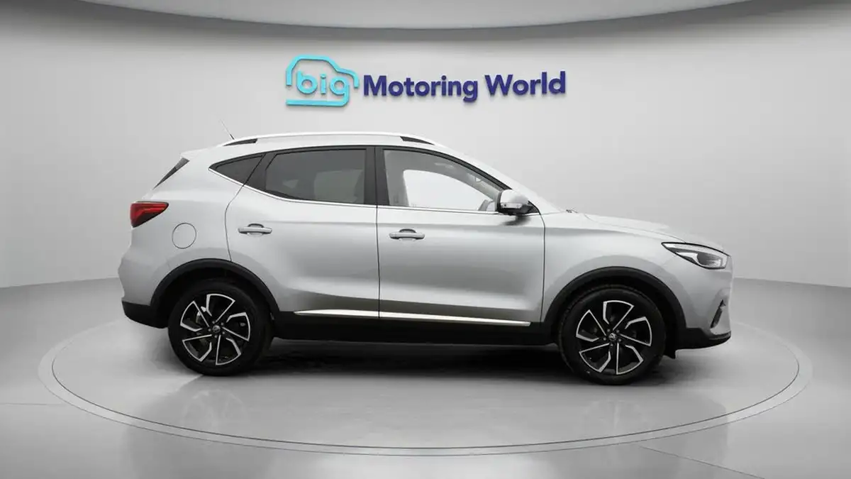 2023-mg-zs-suv-15-vti-tech-exclusive-big-8