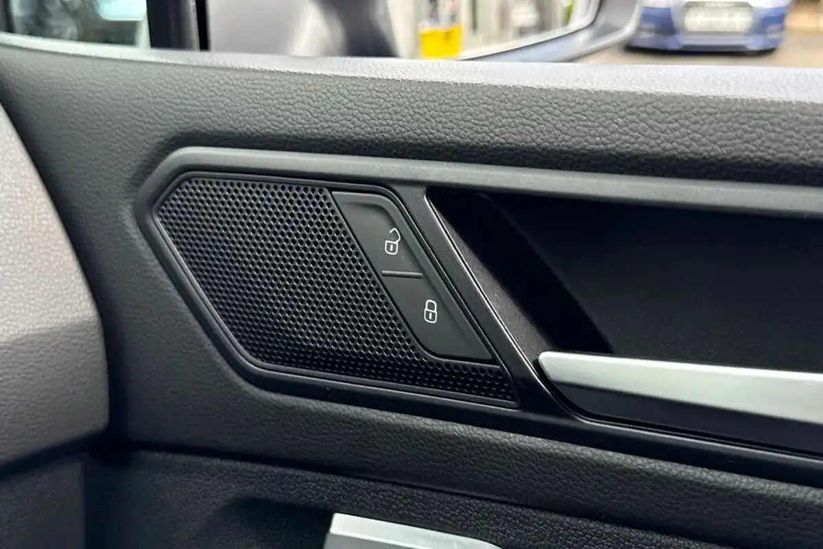 2022-volkswagen-tiguan-20tdi-r-line-200ps-4motion-big-42