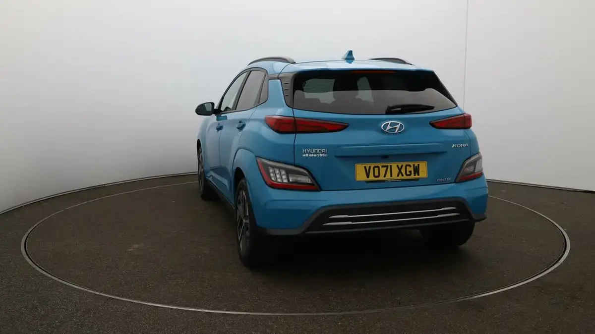 2021-hyundai-kona-e-ultimate-big-52