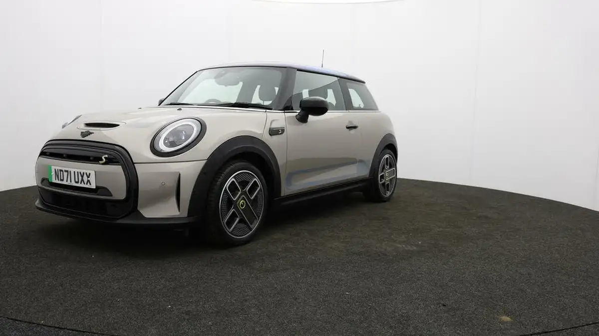 2021-mini-cooper-e-cooper-s-collection-edition-big-59