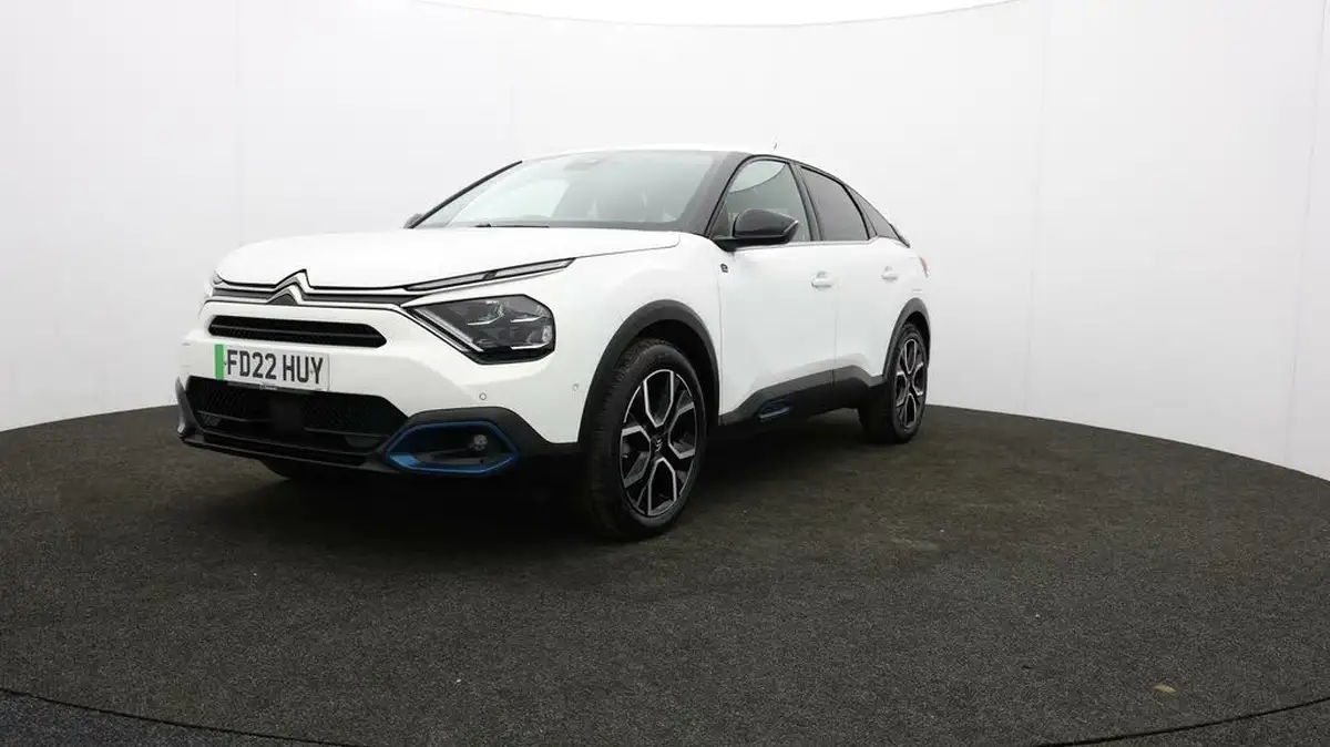 2022-citroen-c4-e-shine-plus-big-52
