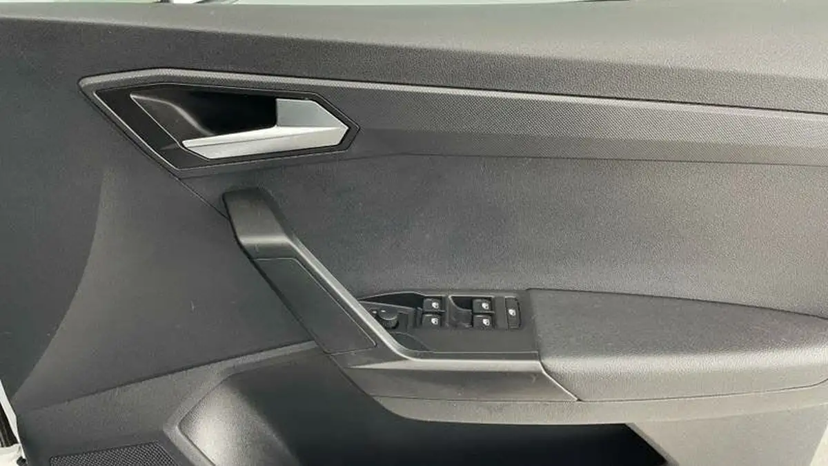 2022-seat-arona-10-tsi-evo-se-technology-big-18