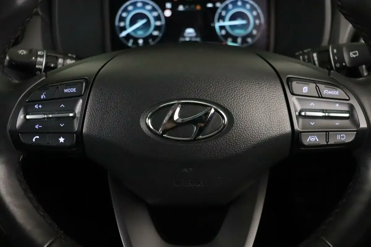 2021-hyundai-kona-10-t-gdi-premium-48-volt-mhev-big-18