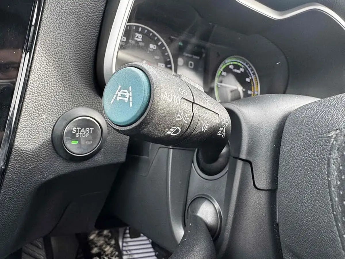 2020-mg-zs-suv-e-excite-ev-big-35