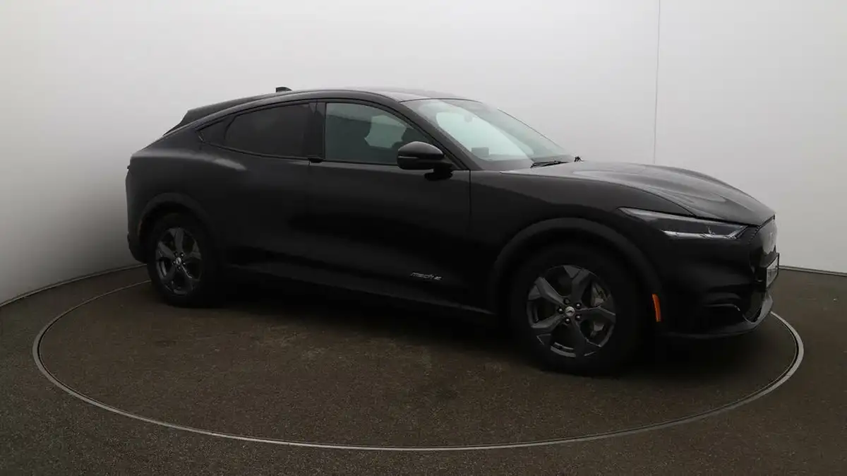 2022-ford-mustang-mach-e-e-standard-range-big-36
