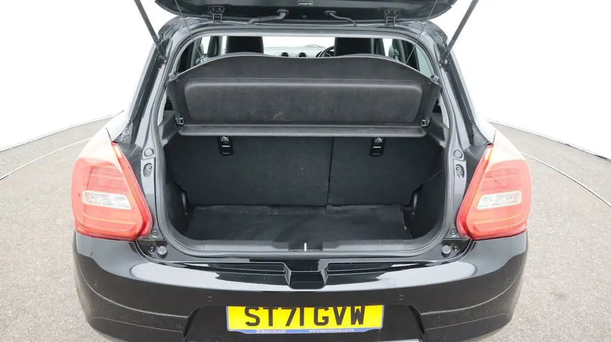 2021-suzuki-swift-12-dualjet-sz5-big-17