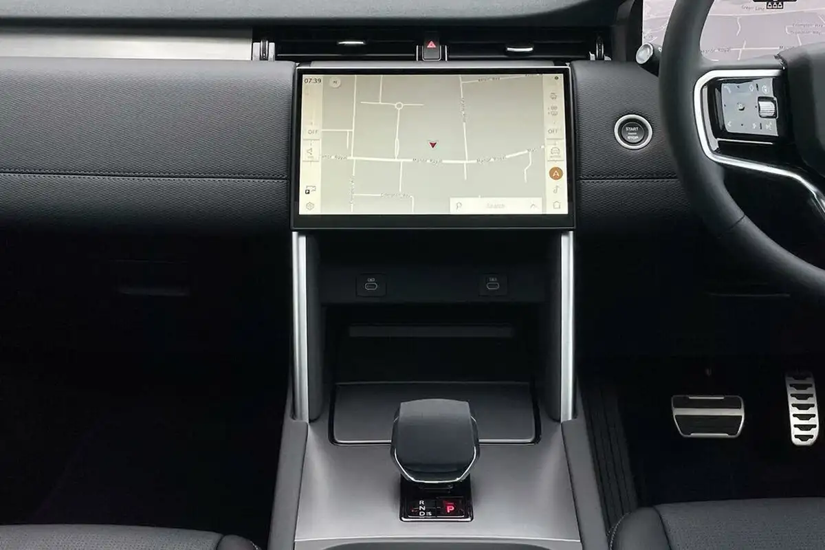 2024-land-rover-discovery-sport-15-p300e-dynamic-se-big-15