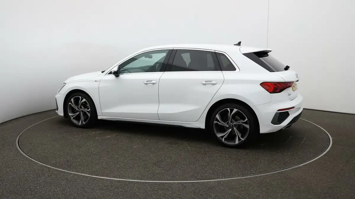 2021-audi-a3-10-30-tfsi-sportback-5d-big-40