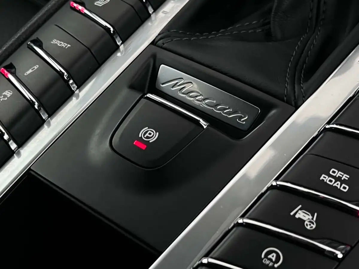 2018-porsche-macan-30td-s-big-50